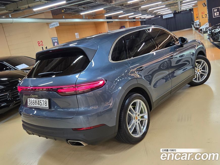 Porsche Cayenne 2020