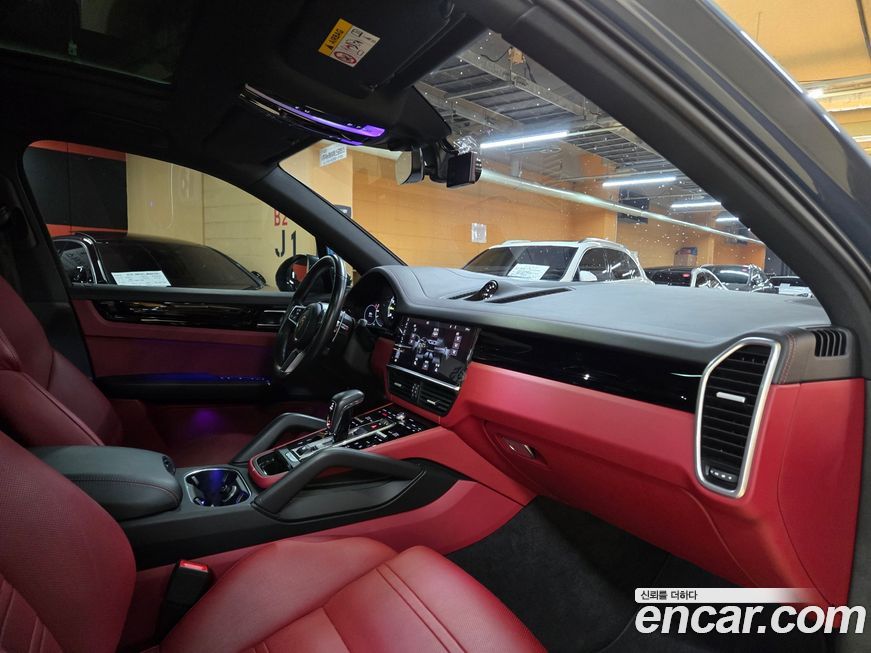 Porsche Cayenne 2020