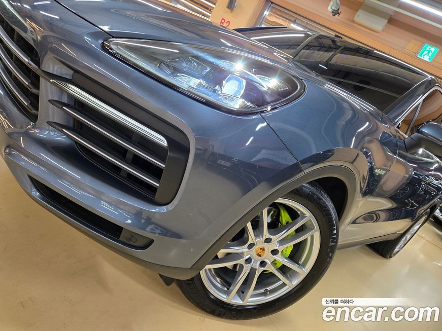 Porsche Cayenne 2020