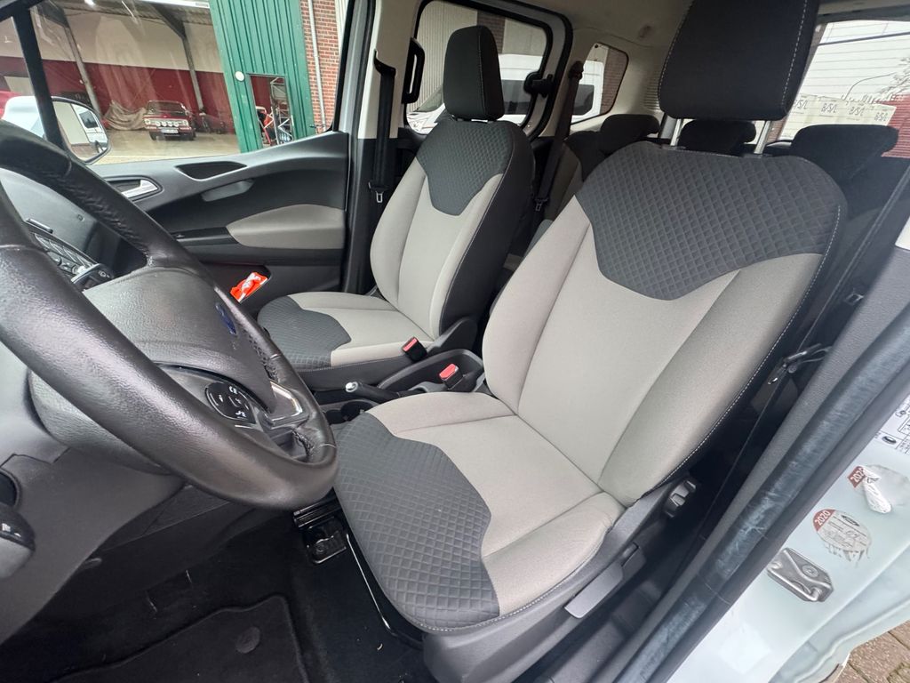 Ford Tourneo Courier 2017