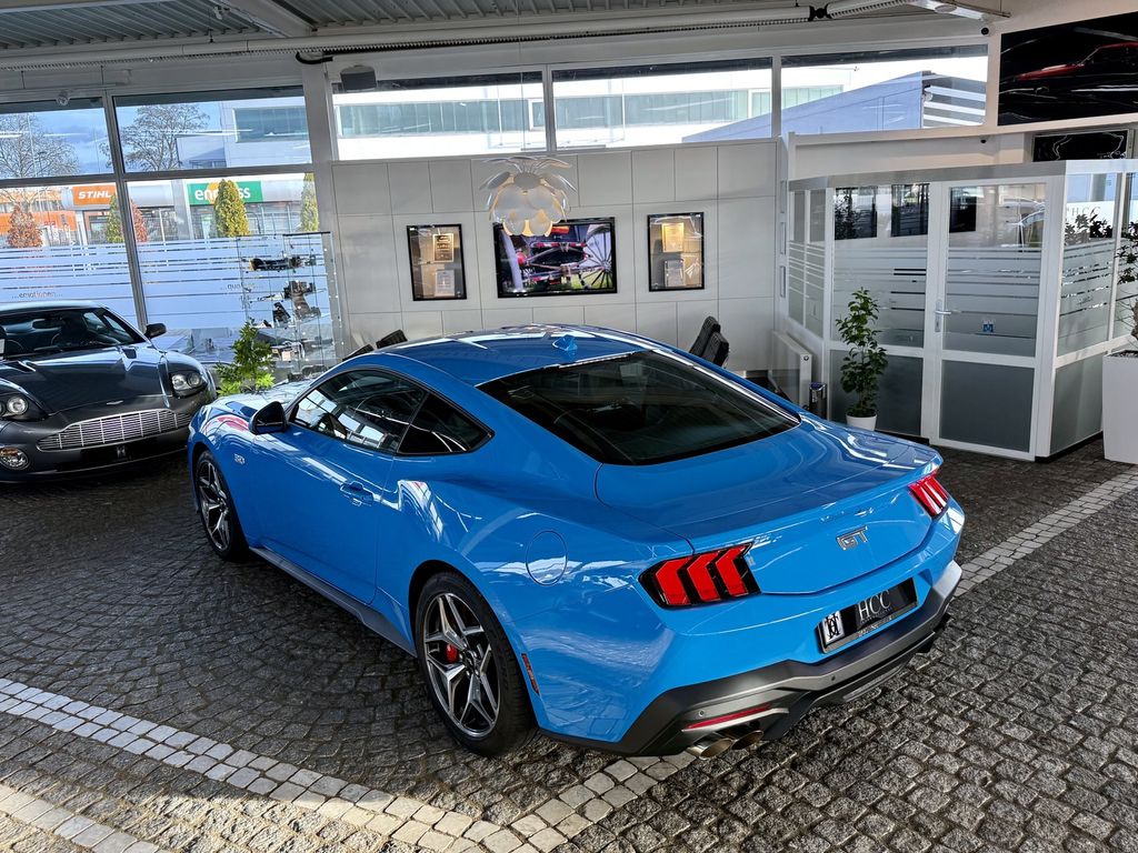 Ford Mustang 2024