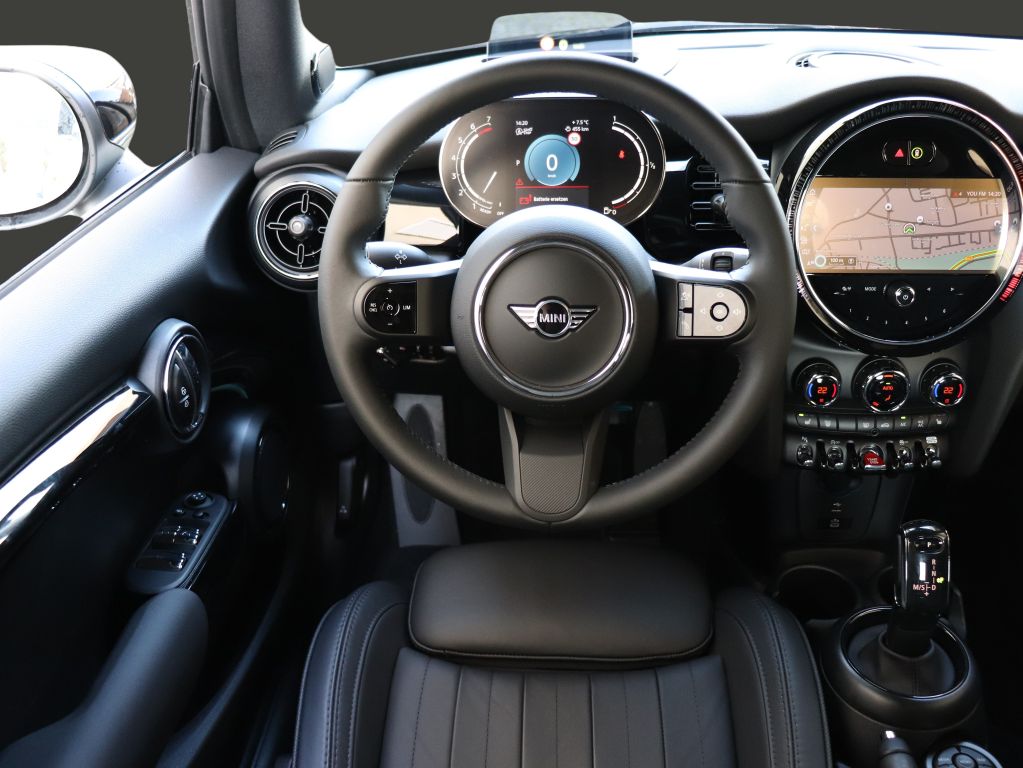 MINI Cooper Cabrio 2024