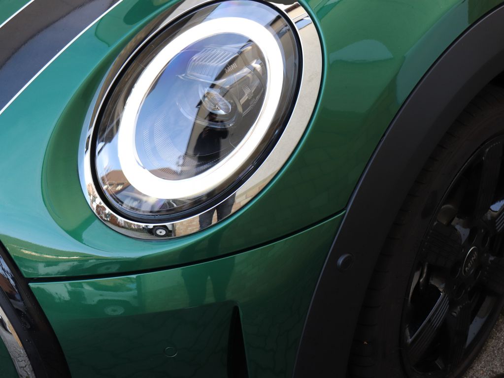 MINI Cooper Cabrio 2024