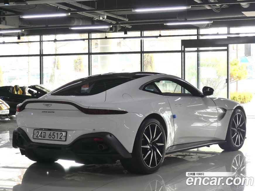 Astonmartin Vantage 2019
