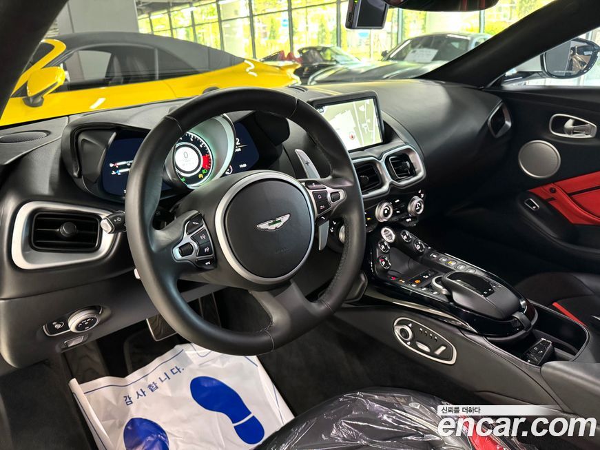 Astonmartin Vantage 2019