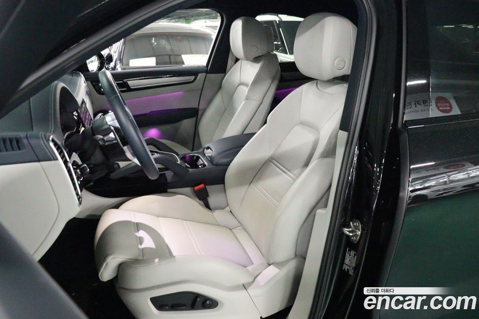 Porsche Cayenne 2023