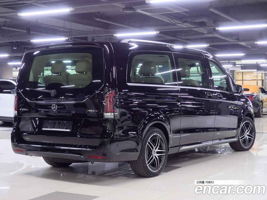 Mercedes-Benz V-Class 2025