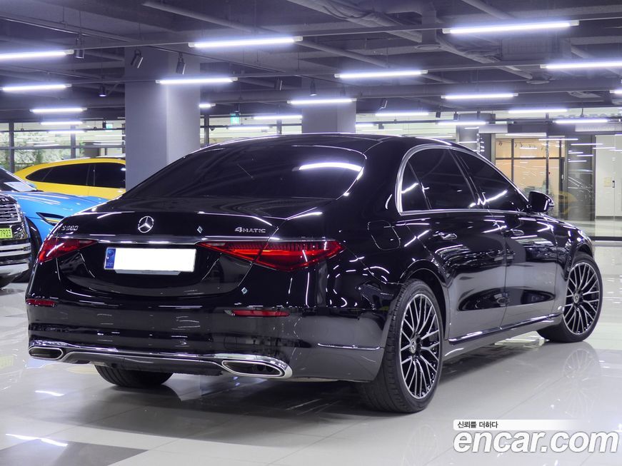 Mercedes-Benz S-Class 2024