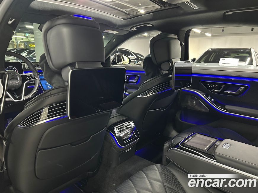 Mercedes-Benz S-Class 2024