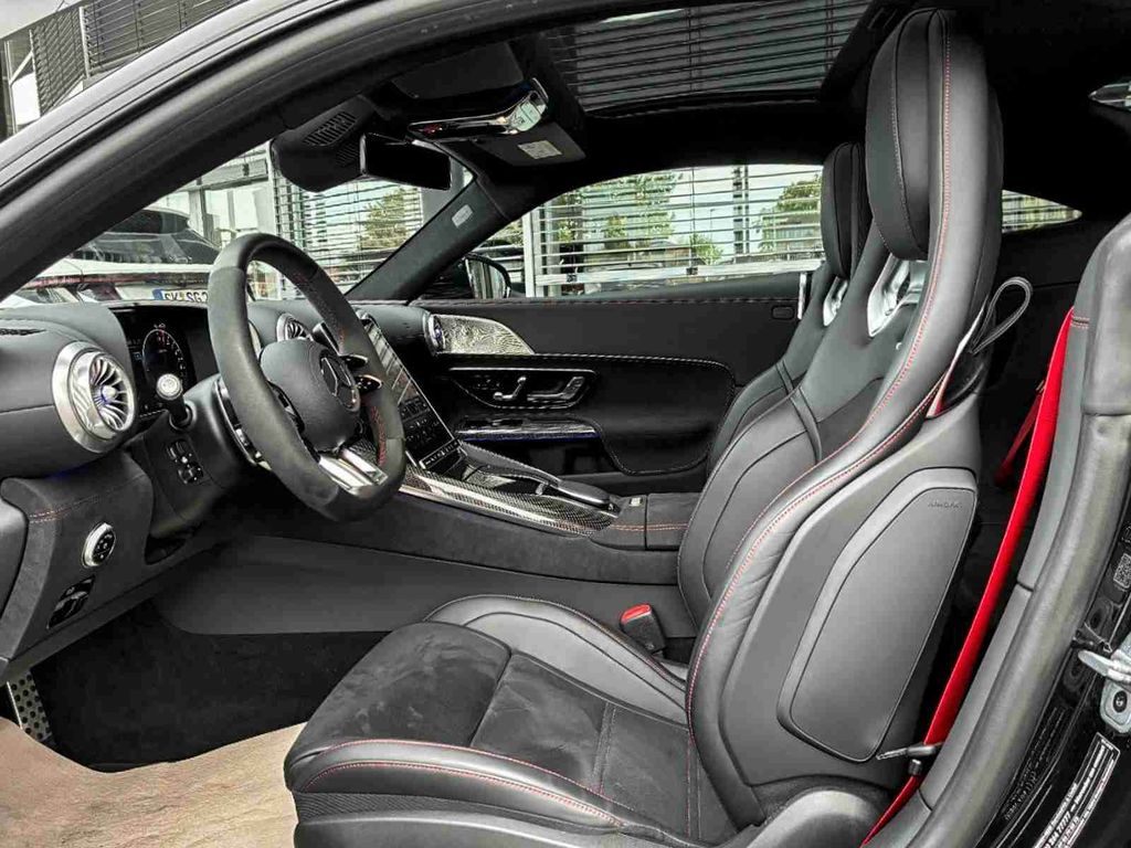 Mercedes-Benz AMG GT 2024