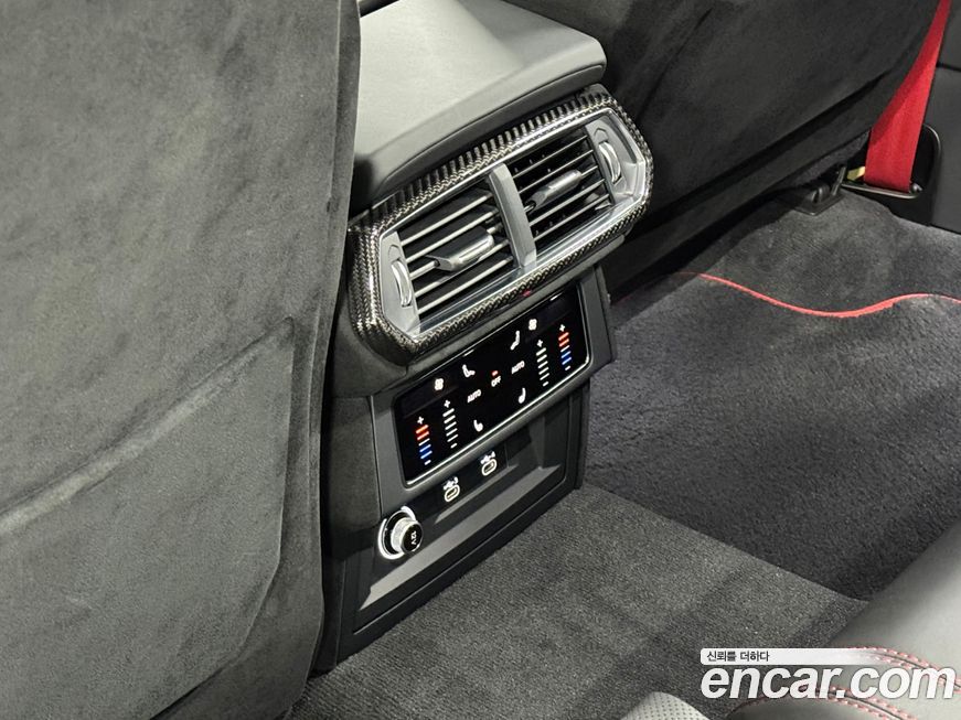 Lamborghini Urus 2024