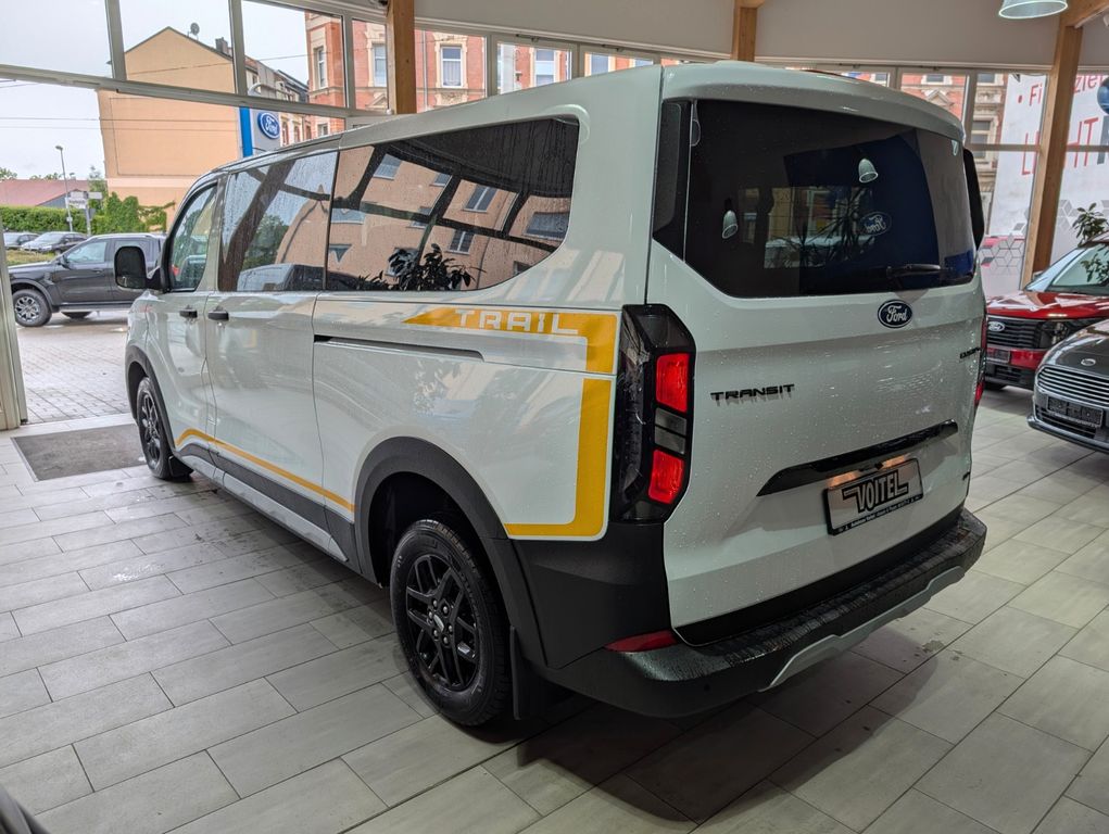 Ford Tourneo Custom 2025