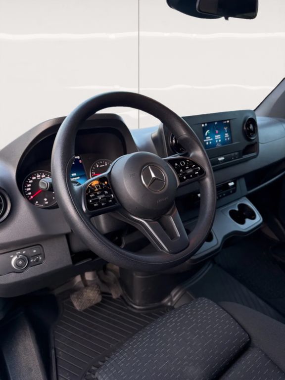 Mercedes-Benz Sprinter 2021
