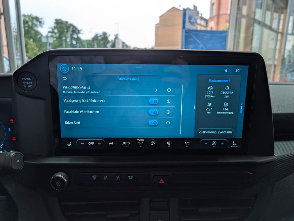 Ford Tourneo Custom 2025