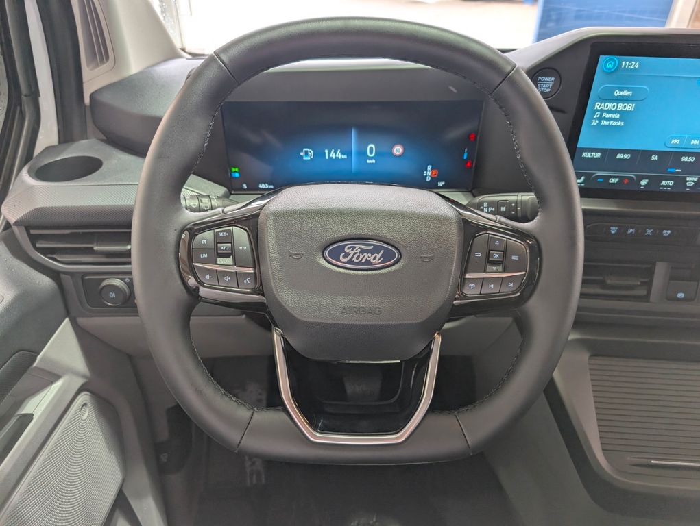 Ford Tourneo Custom 2025