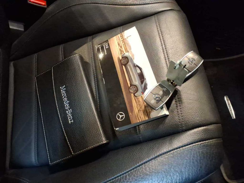 Mercedes-Benz GLE 350 2021