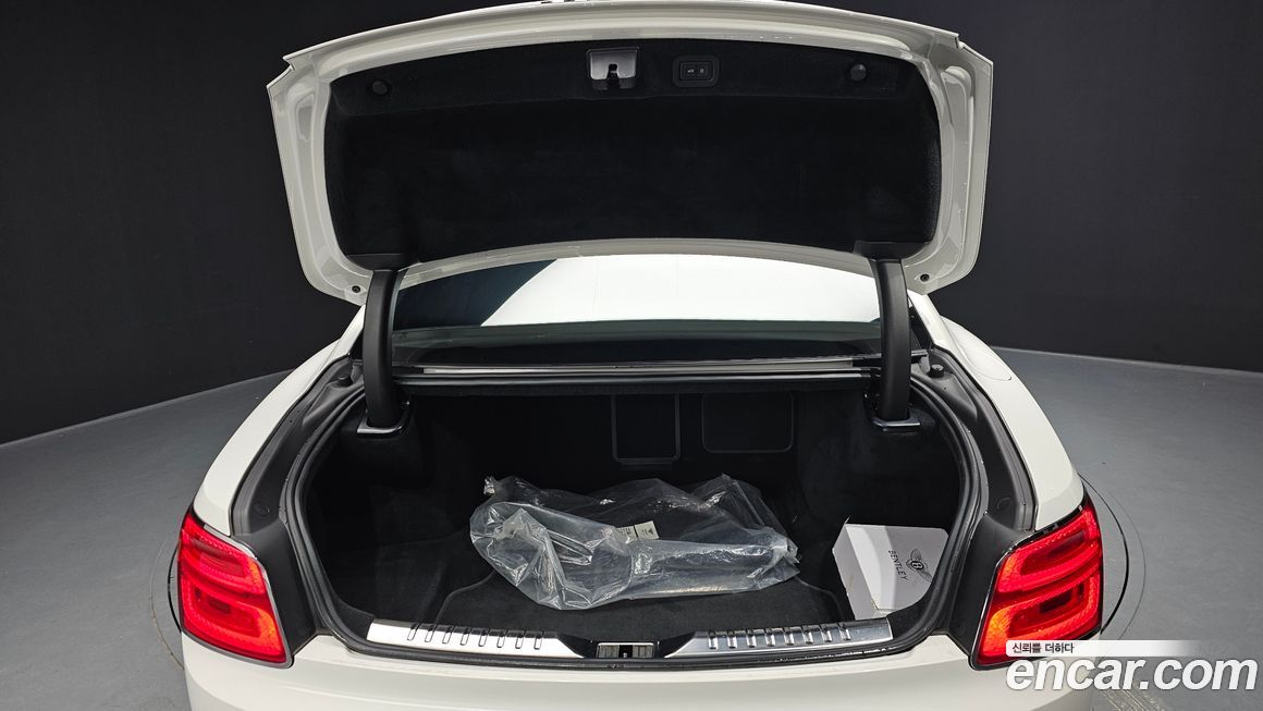 Bentley Flying Spur 2022