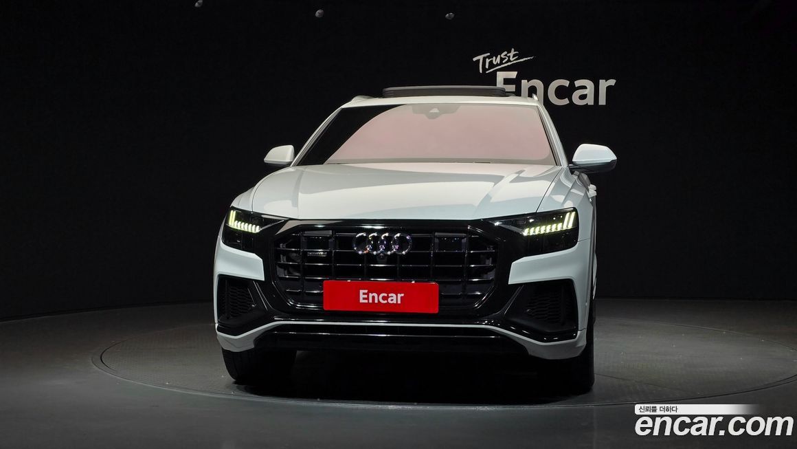 Audi Q8 2020