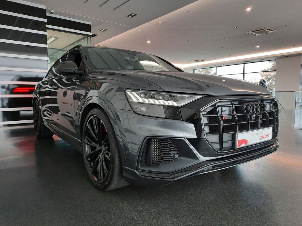 Audi SQ8 2023