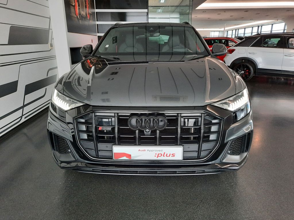 Audi SQ8 2023