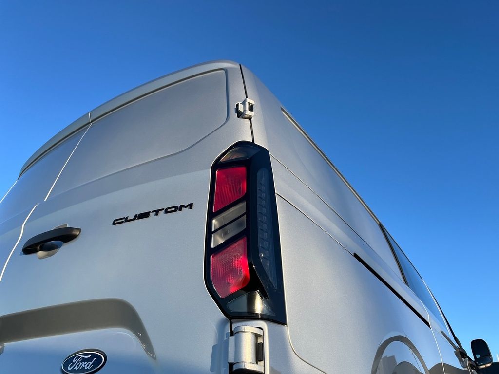 Ford Transit Custom 2025