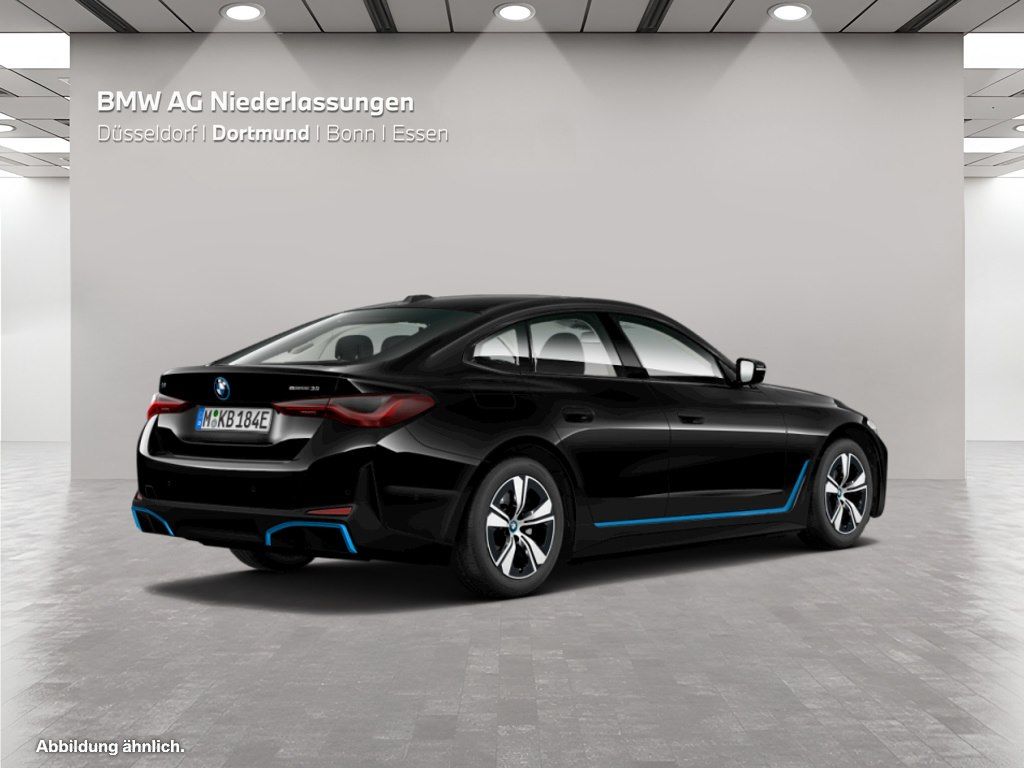 BMW i4 2023