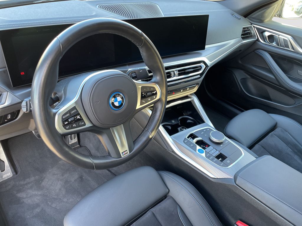 BMW i4 2023
