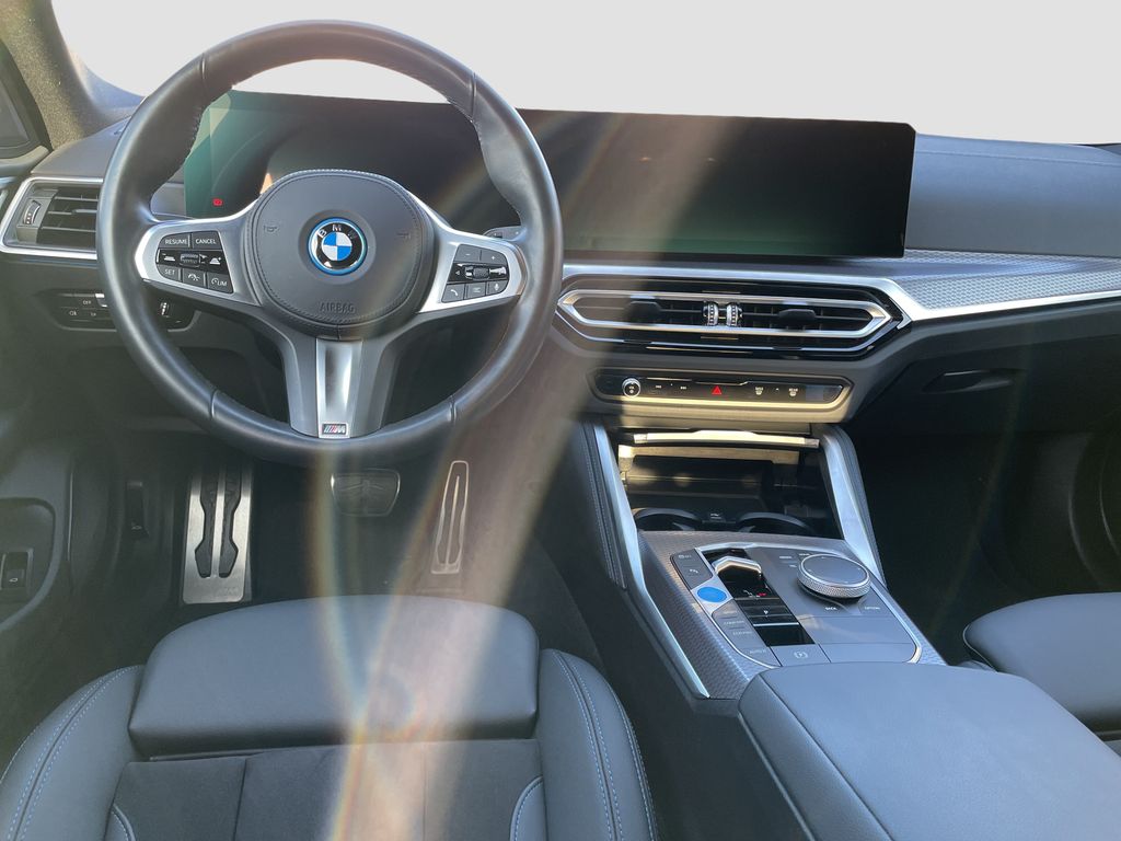 BMW i4 2023
