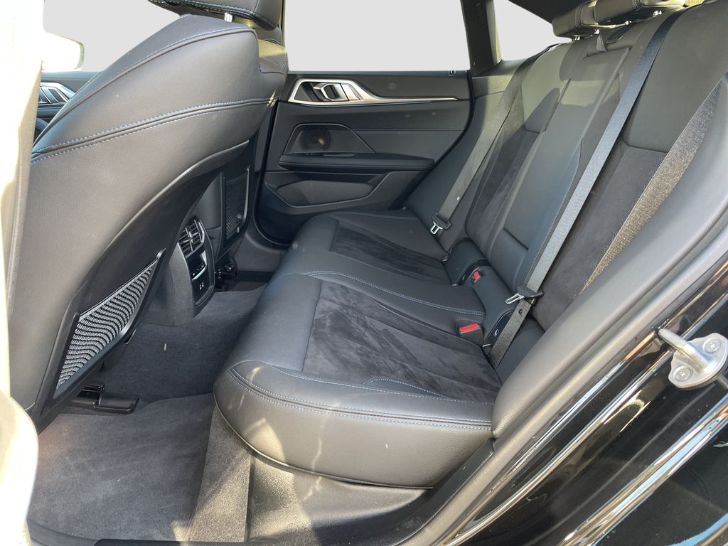BMW i4 2023