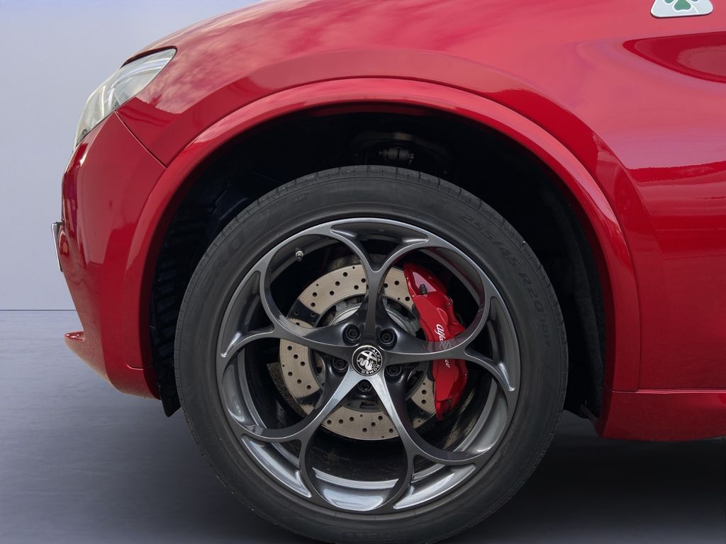 Alfa Romeo Stelvio 2022