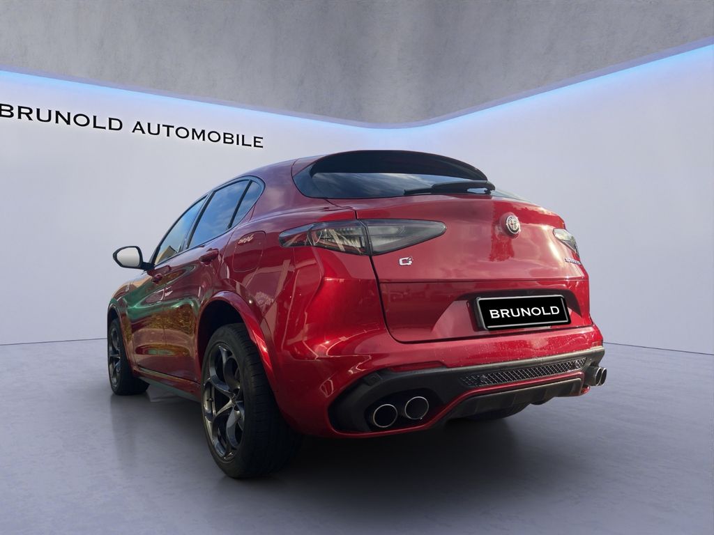 Alfa Romeo Stelvio 2022