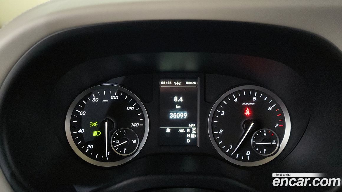 Mercedes-Benz V-Class 2020