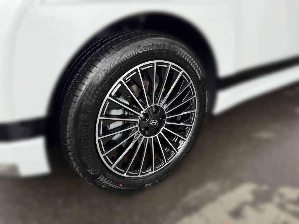 Hyundai IONIQ 9 2025