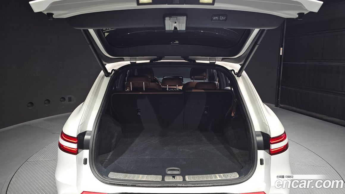 Genesis GV70 2023