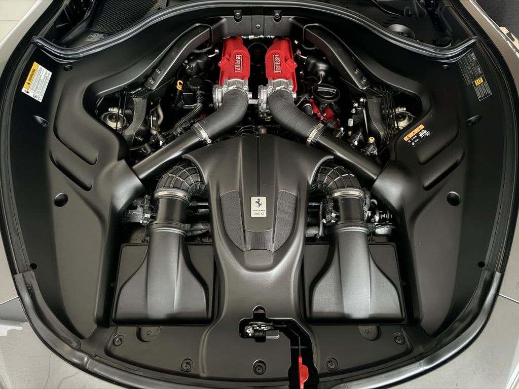 Ferrari Roma 2025
