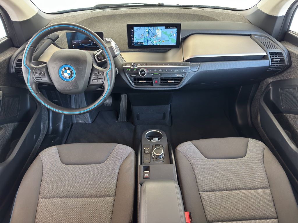 BMW 218 2021