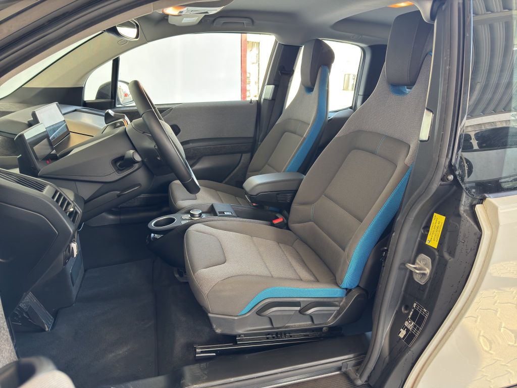 BMW 218 2021