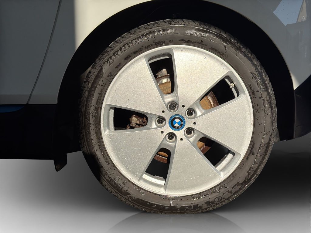 BMW 218 2021