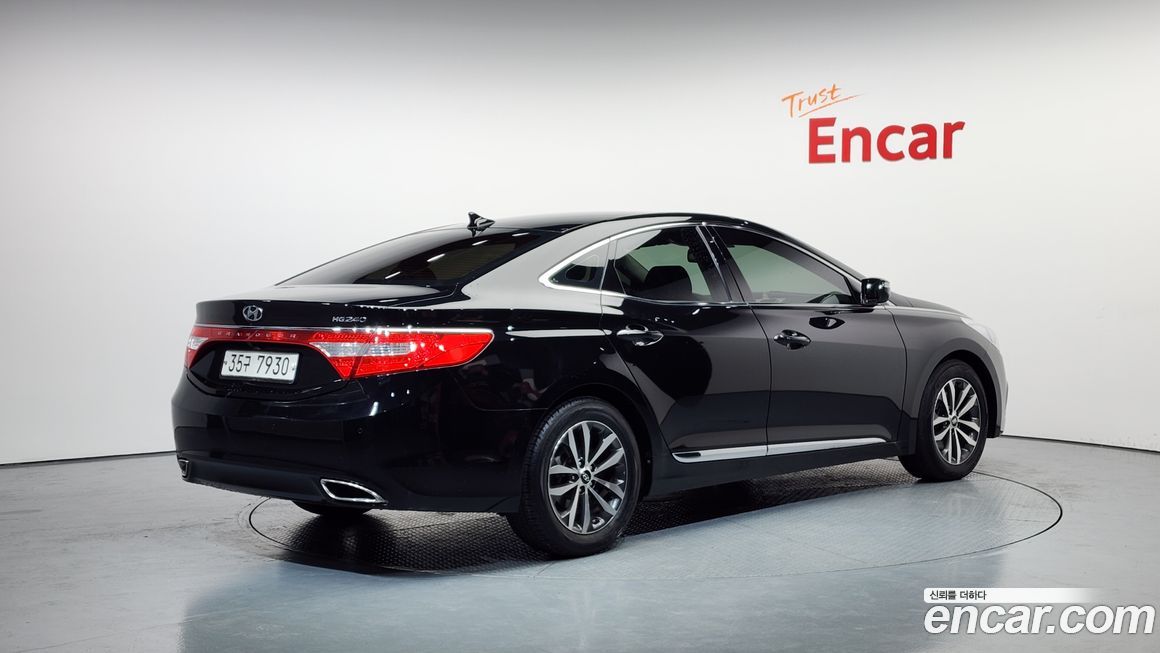 Hyundai Grandeur 2011