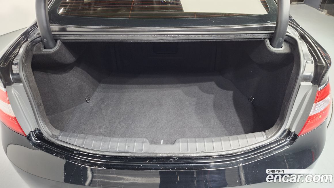 Hyundai Grandeur 2011