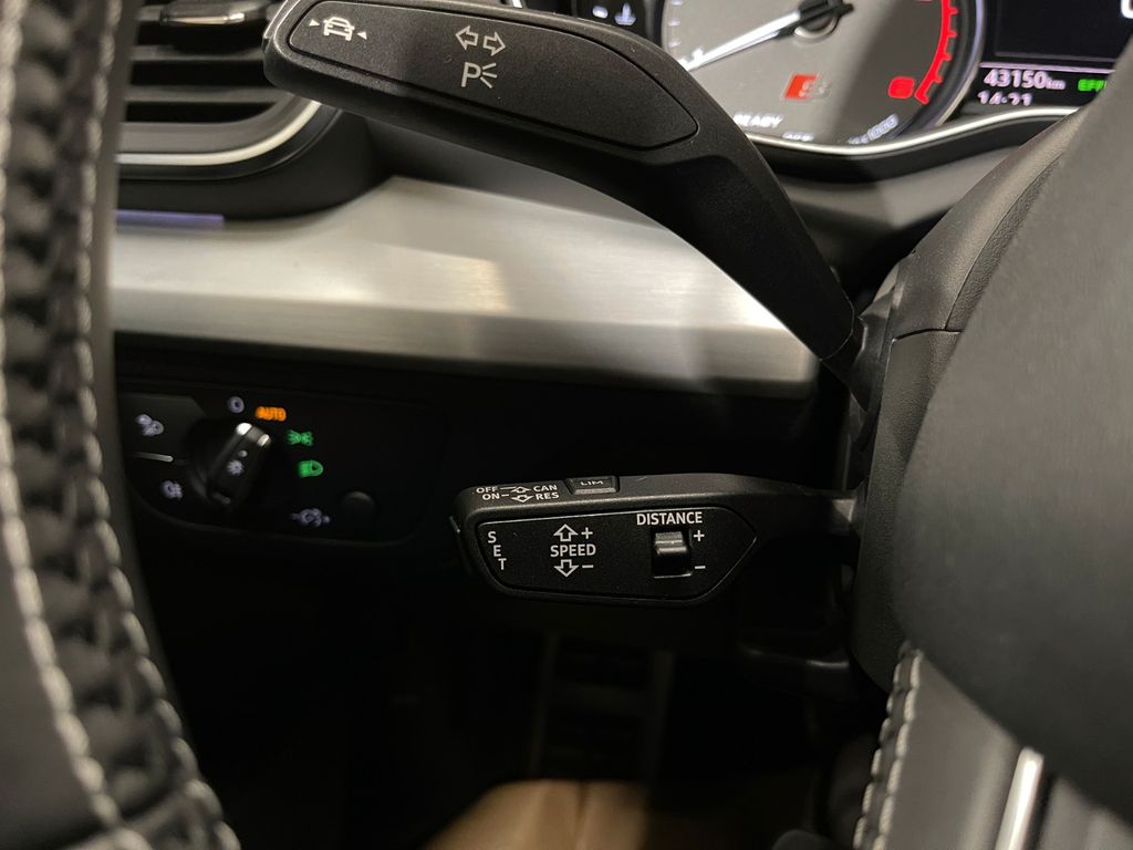Audi SQ5 2020