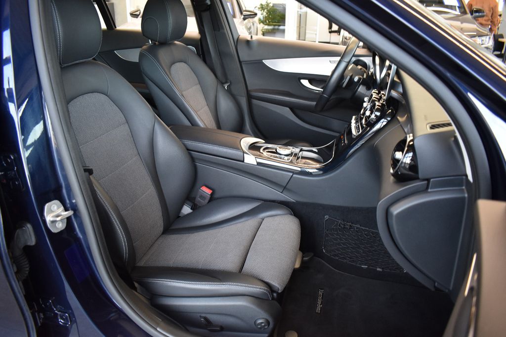 Mercedes-Benz C 300 2020