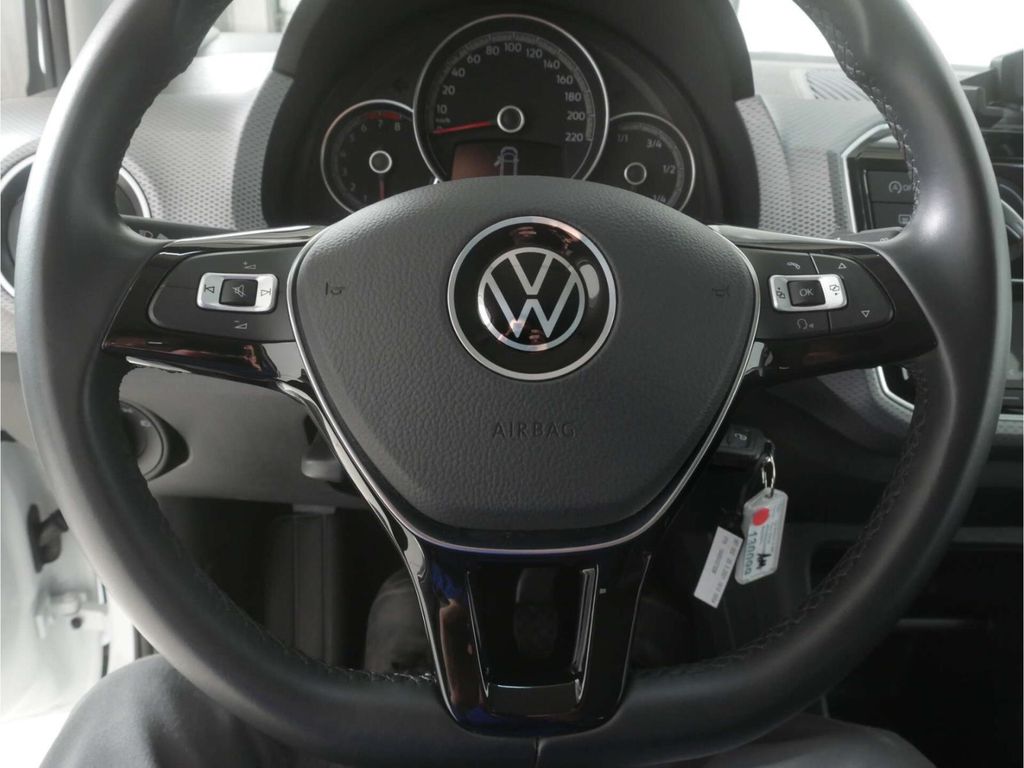 Volkswagen up! 2021