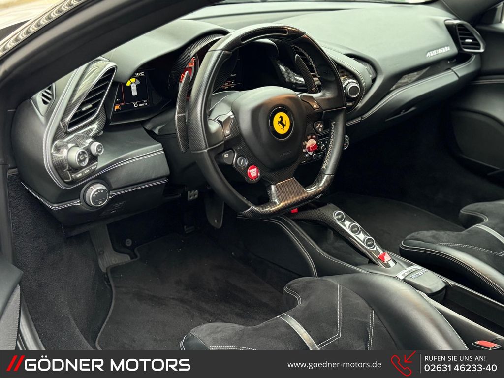 Ferrari 488 GTB 2016