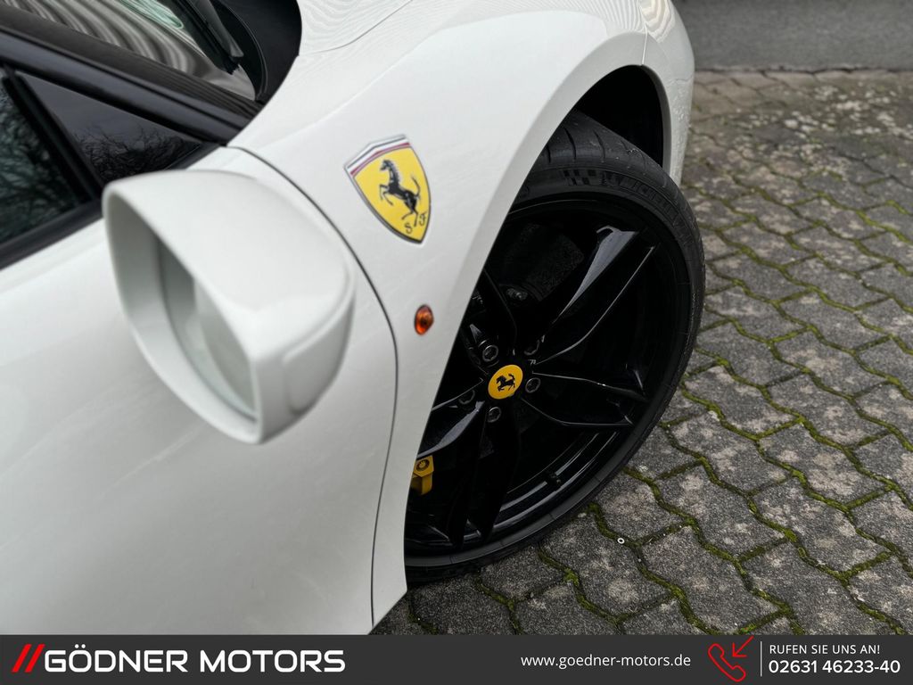 Ferrari 488 GTB 2016