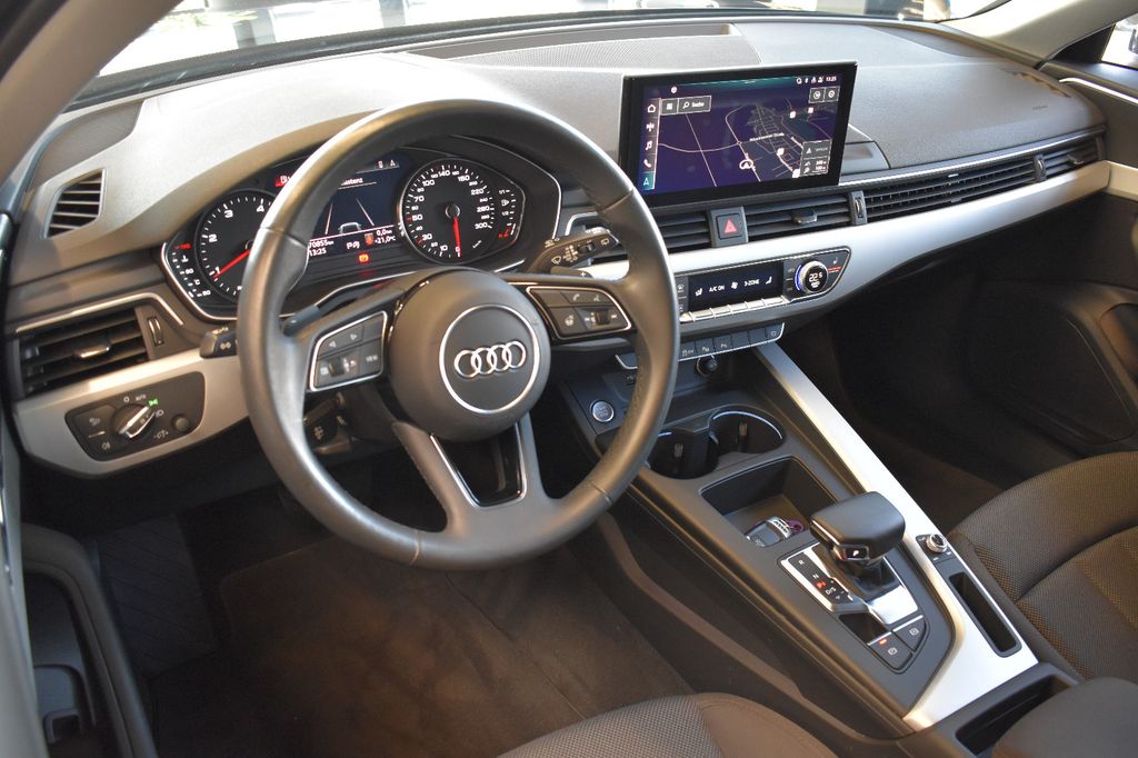 Audi A4 2021