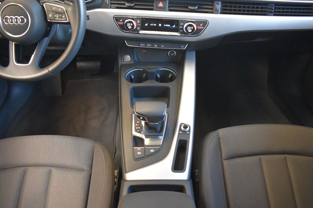Audi A4 2021