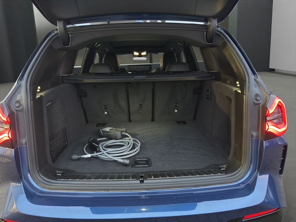 BMW iX3 2022