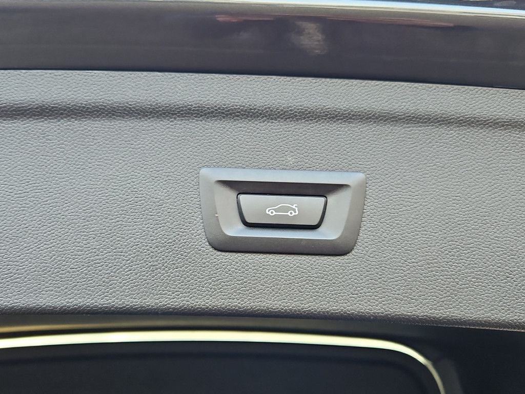 BMW iX 2023