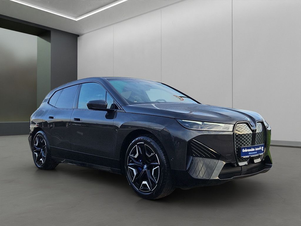 BMW iX 2023